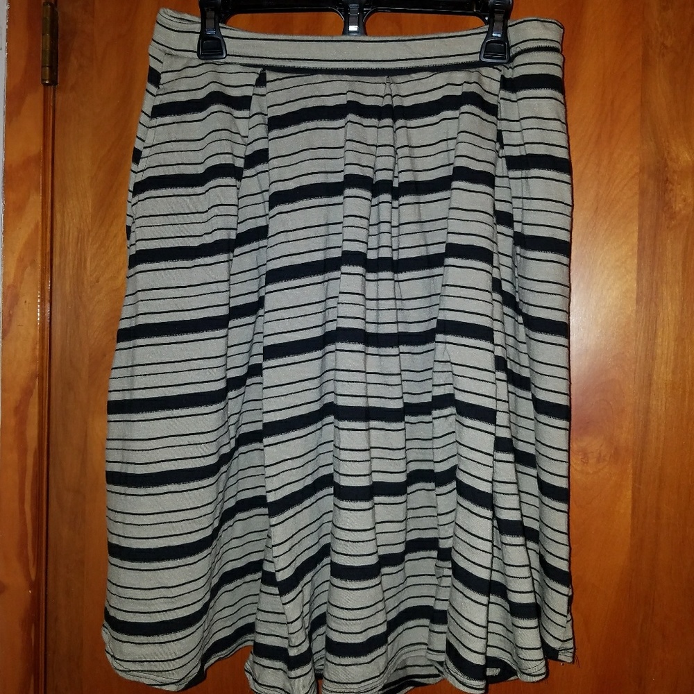 Lularoe Madison XL